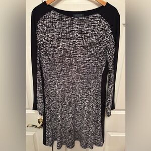 Ladies Lauren A-Line Dress, long sleeve black/white with black stripe on sleeve.